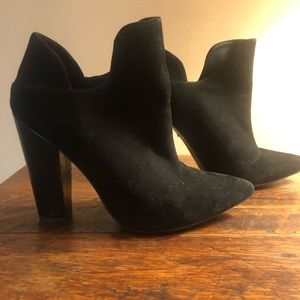 Topshop Black Suede Booties SZ 6.5